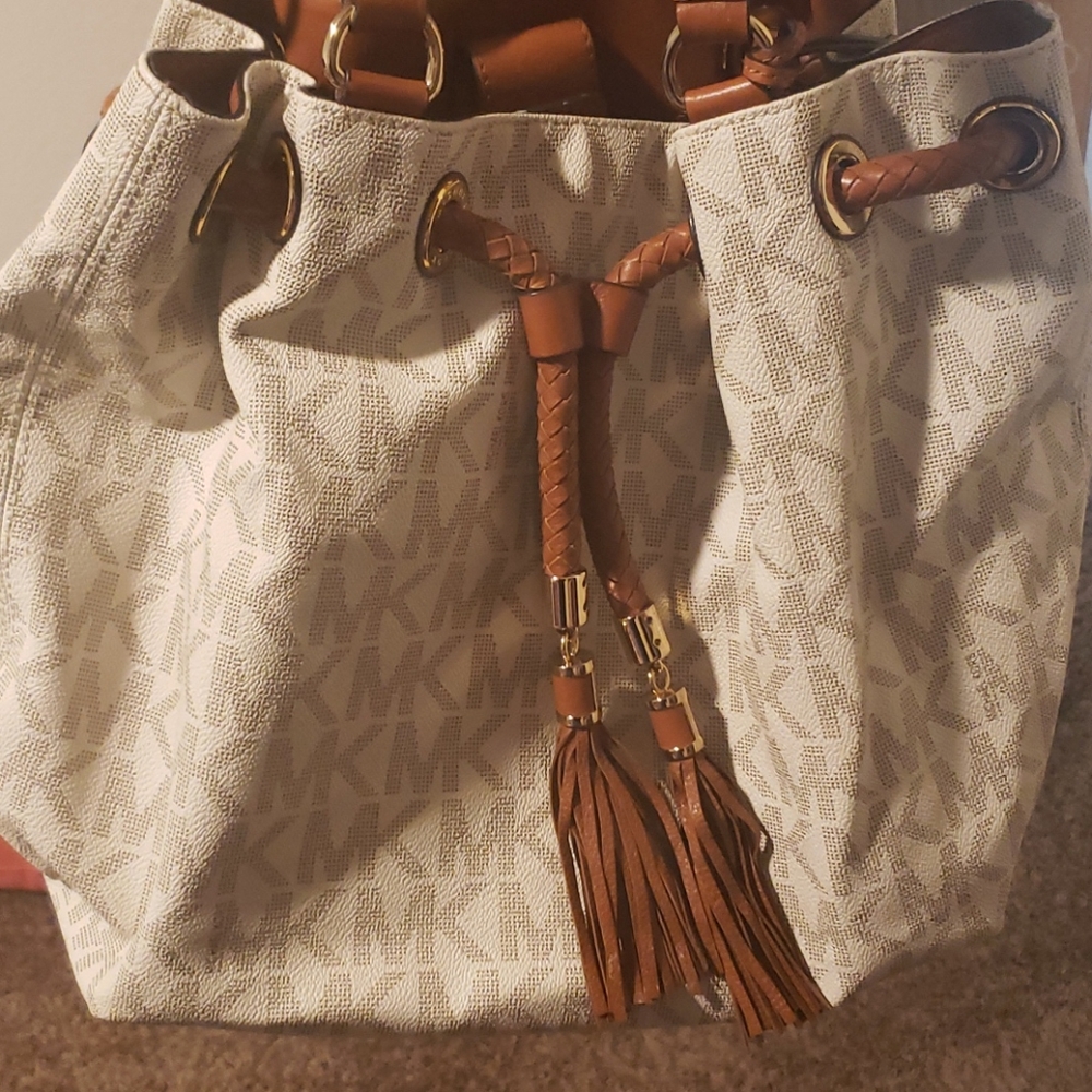 MK BAG